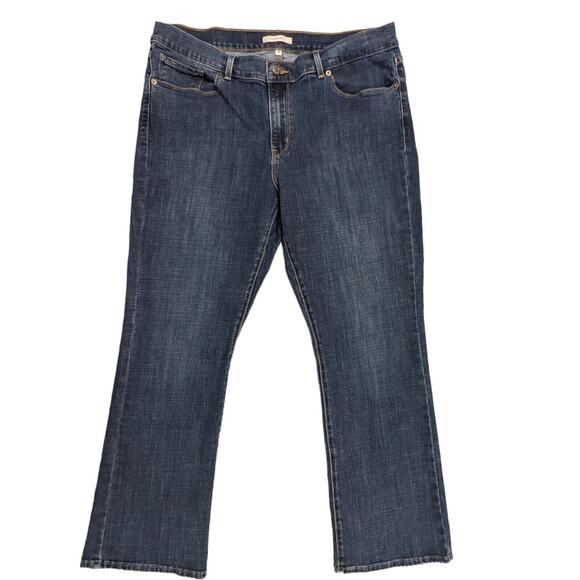 Levi's Bootcut Jeans Size 16‎ Inseam 28.5" Blue Mid-Rise Classic Boot - Picture 1 of 12